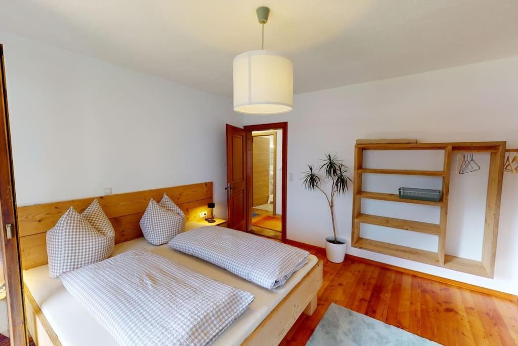 Haus Alberto - Haus Mit 2 Ferienwohnungen Ötztal-Bahnhof Exteriör bild