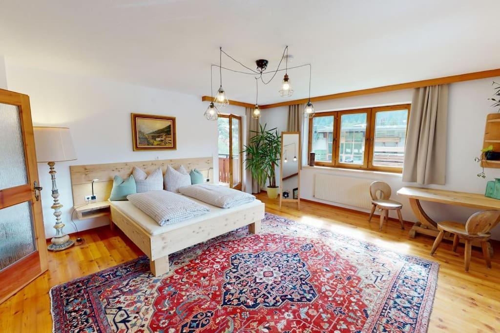Haus Alberto - Haus Mit 2 Ferienwohnungen Ötztal-Bahnhof Exteriör bild