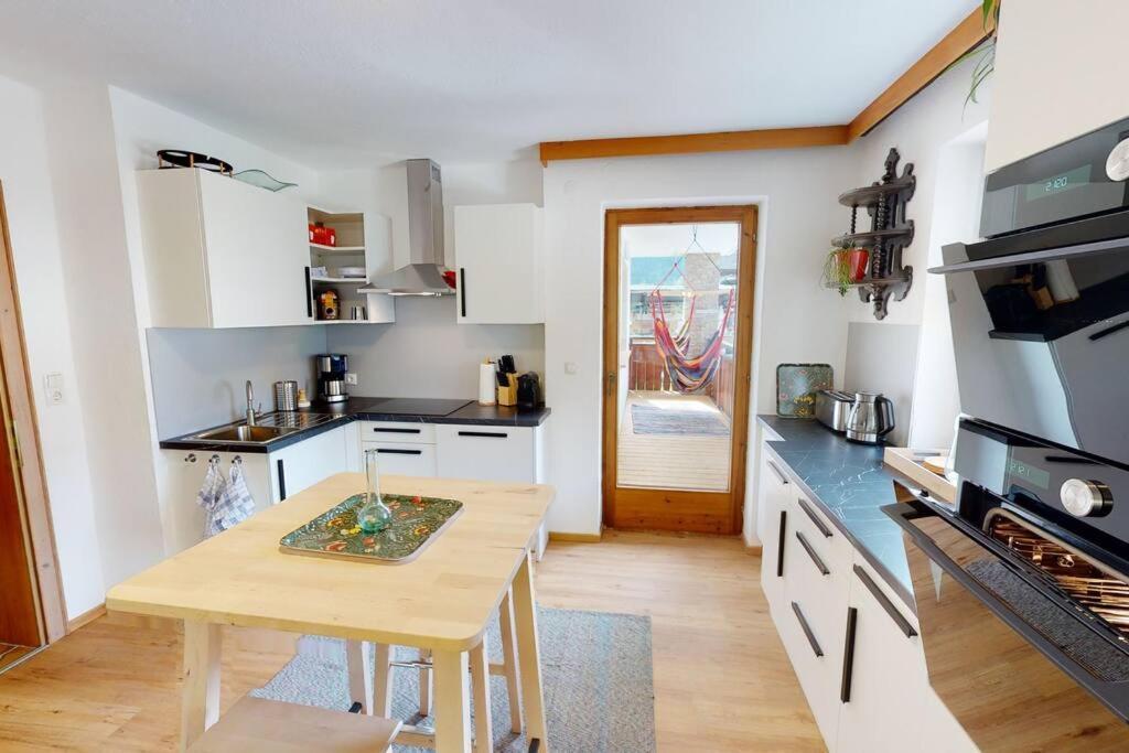 Haus Alberto - Haus Mit 2 Ferienwohnungen Ötztal-Bahnhof Exteriör bild