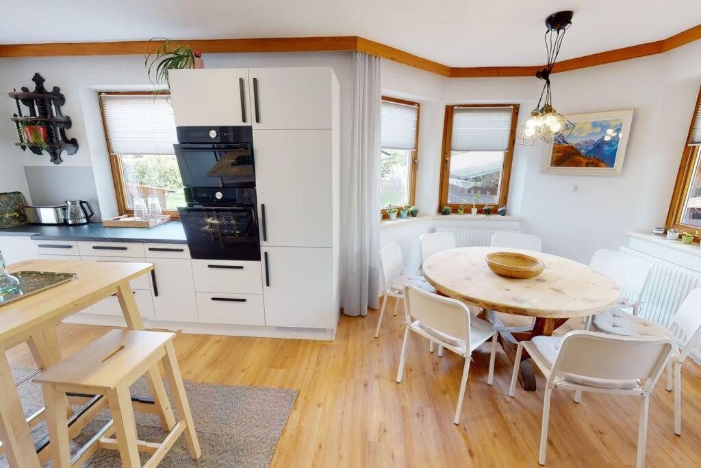 Haus Alberto - Haus Mit 2 Ferienwohnungen Ötztal-Bahnhof Exteriör bild